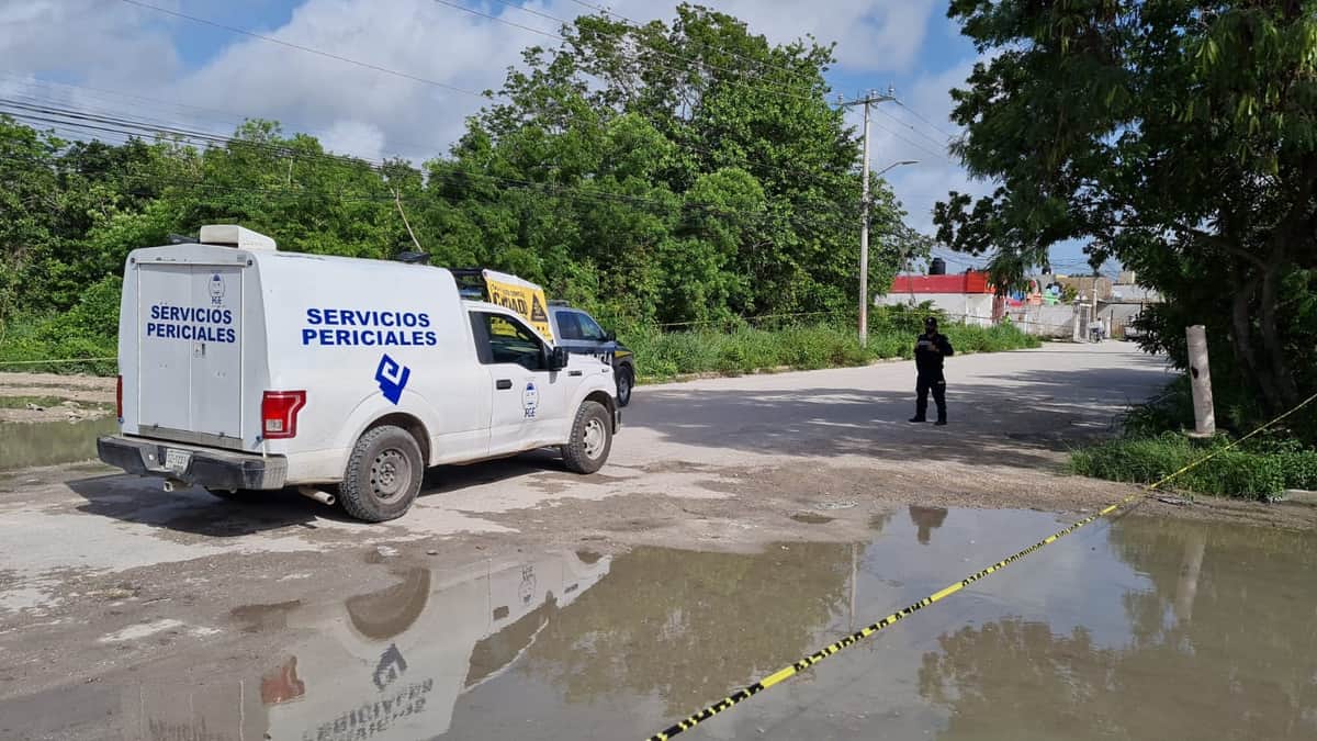 Abandonan cuerpo descuartizado de un hombre en fraccionamiento de Cancún (Video)