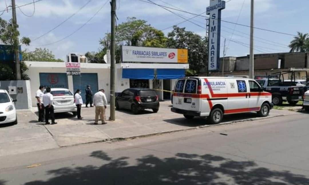 Muere una persona afuera de un consultorio en Chetumal