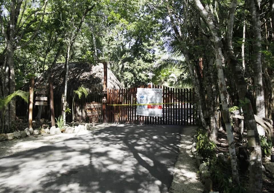 Cierre de centro holístico ligado a Ricardo Ponce, afectó al turismo de Bacalar