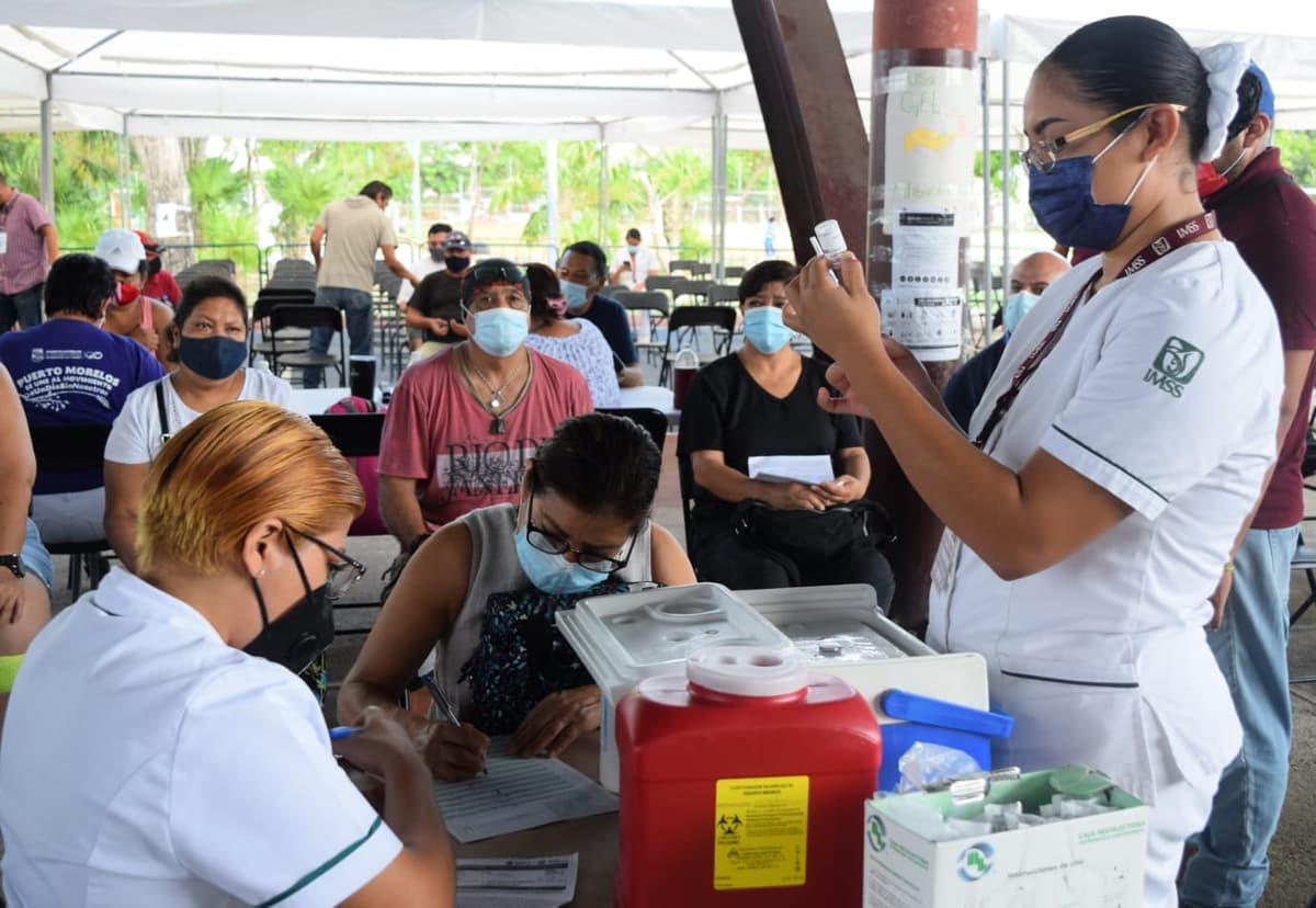 Aplican más de medio millón de vacunas contra Covid-19 en Quintana Roo