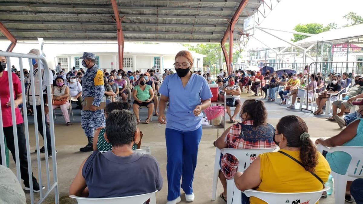 Se quedan sin vacuna para grupo de 40 a 49 años en Cozumel