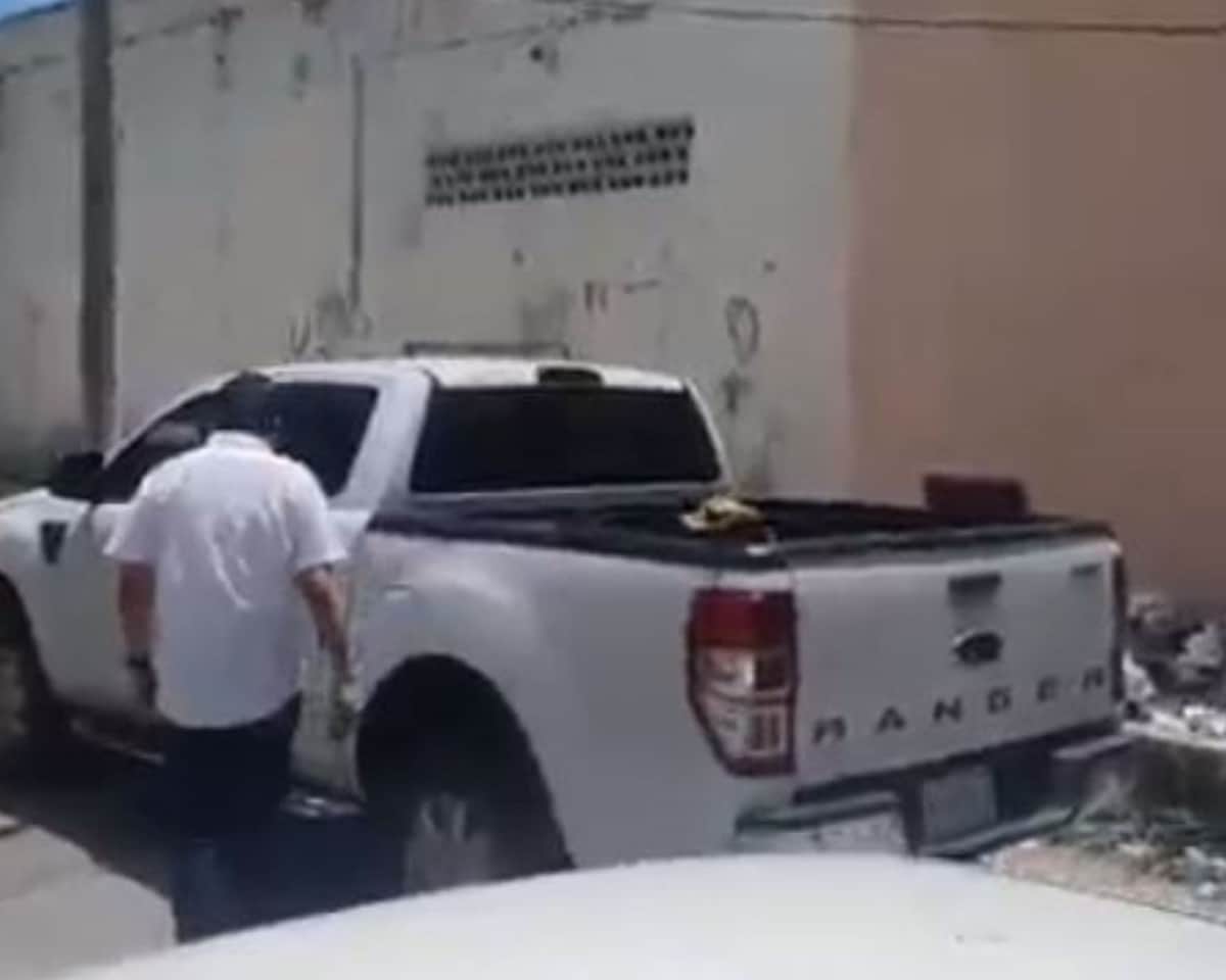 Yucatán: Denuncian a sujeto por arrastrar a un perrito por las calles de Mérida (Video)