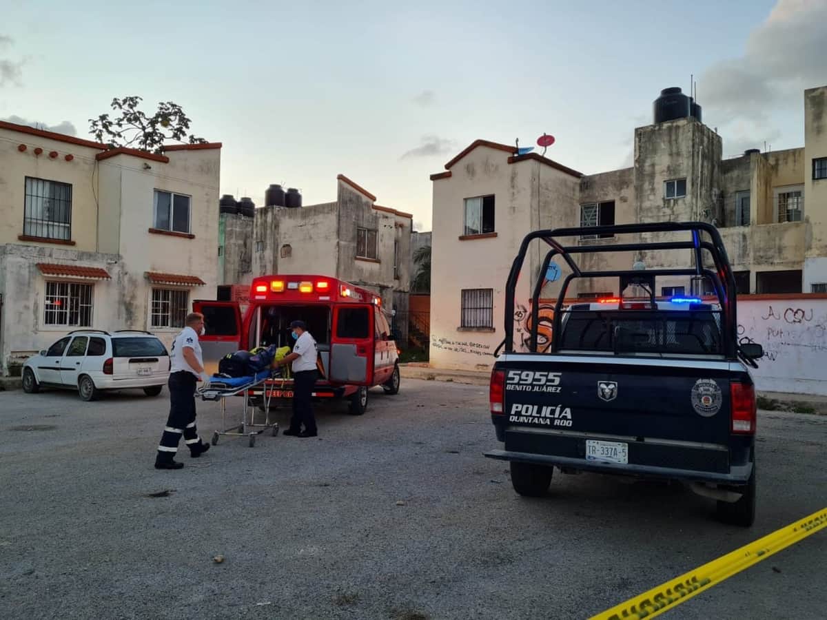 Cancún: Acuchillan a hombre en Villas Otoch, su estado de salud es reservado