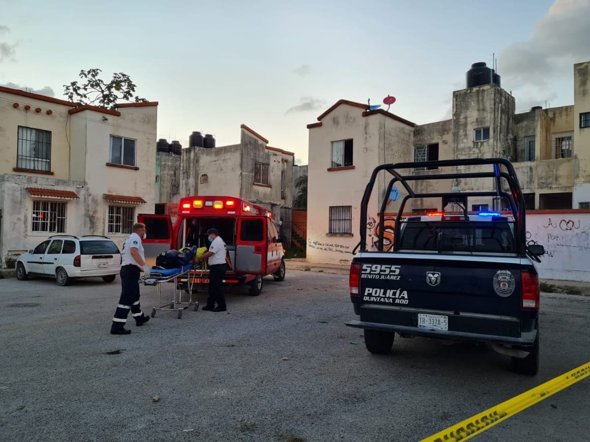 Cancún: Acuchillan a hombre en Villas Otoch, su estado de salud es reservado