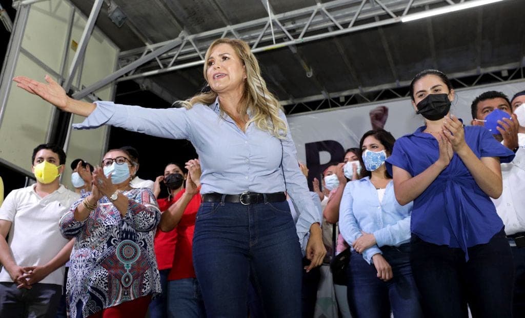 Lili Campos virtual ganadora de Solidaridad