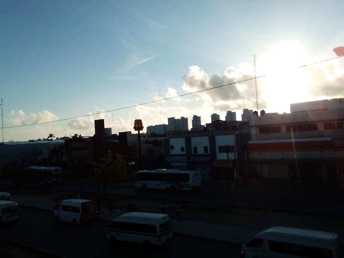 Nublados y sensación térmica de casi 40 grados para Quintana Roo