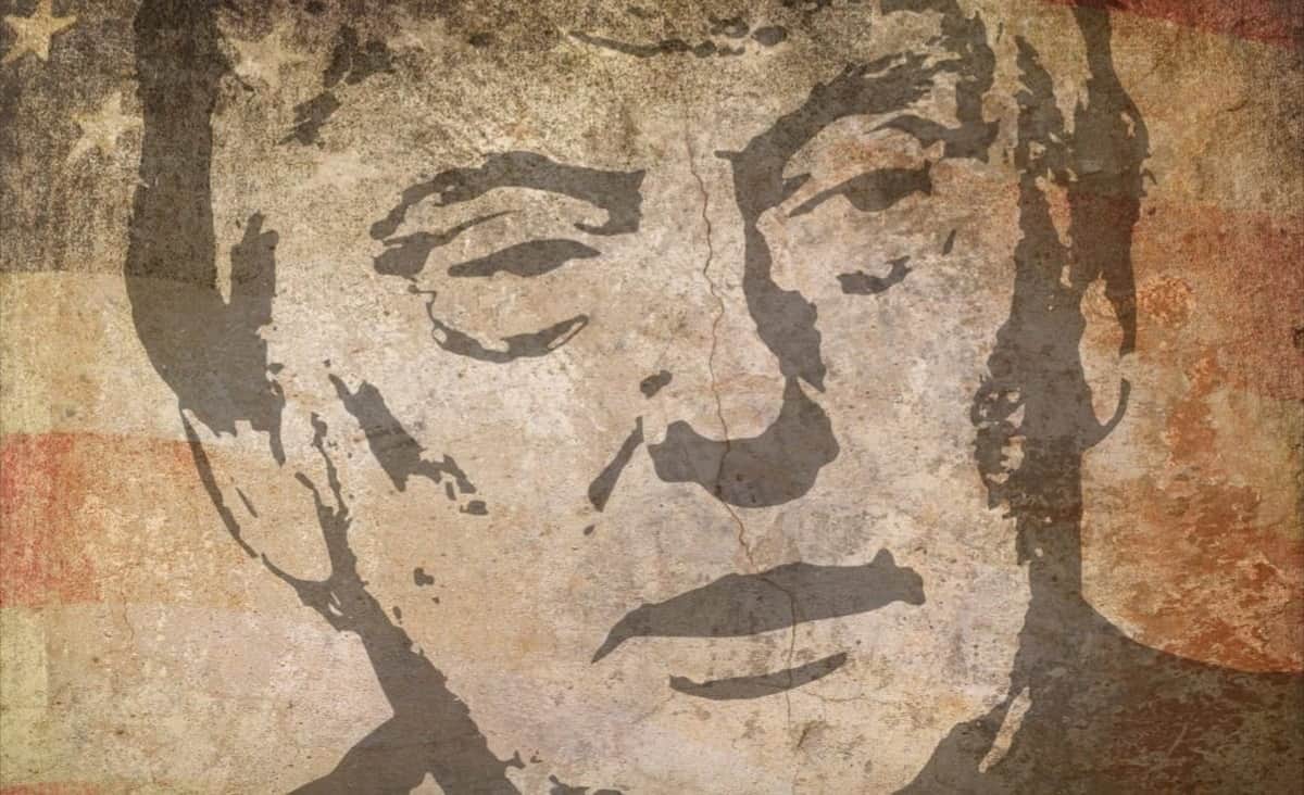 Trump podría regresar a Facebook en dos años