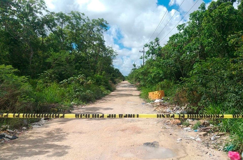 Mañana violenta en Cancún, encuentran a tres ejecutados en dos puntos de la ciudad
