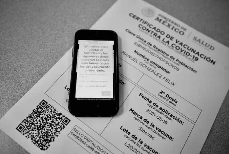 Ofrecen certificados de vacunación falsos por 3 mil 500 pesos en CDMX