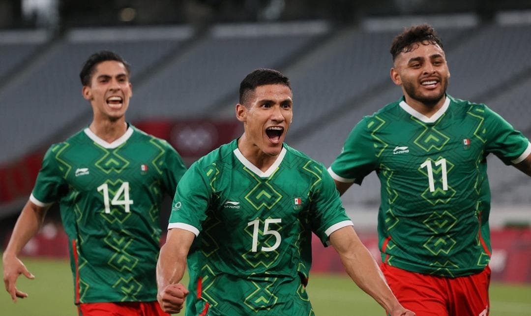 Video: México golea 4-1 a Francia en su debut en Tokio