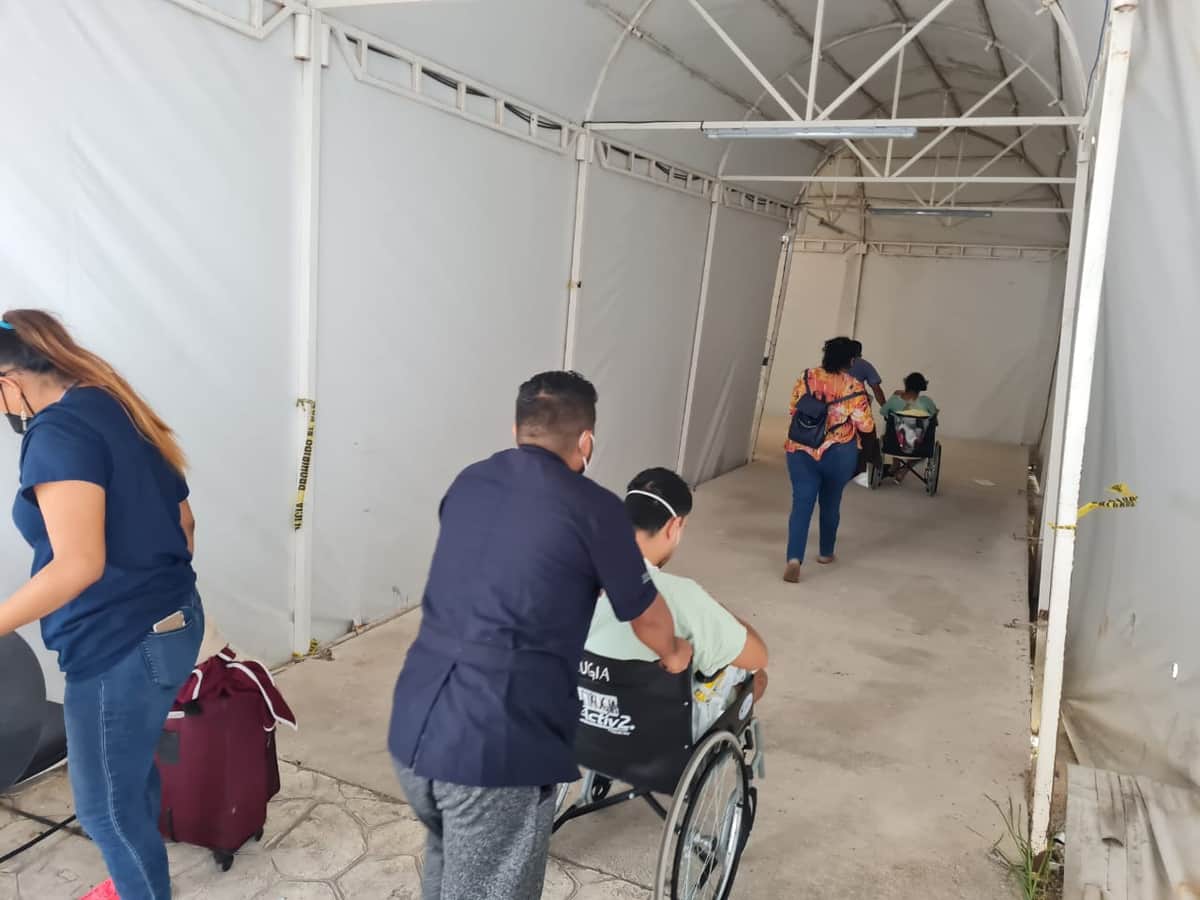 Tres embarazadas con COVID-19, fueron recibidas en el hospital general de Cancún