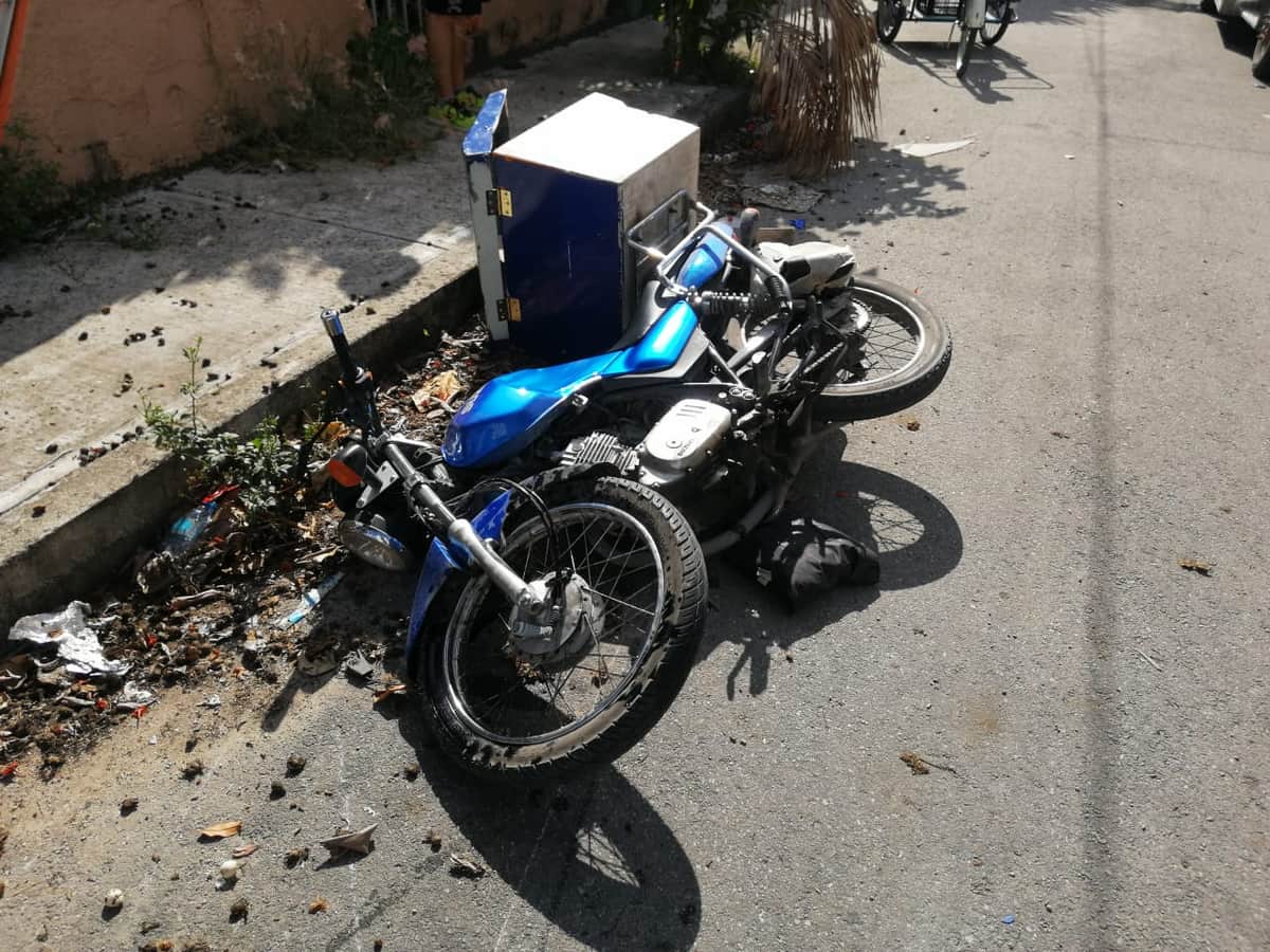 Repartidor de autopartes muere atropellado por una camioneta en Playa del Carmen