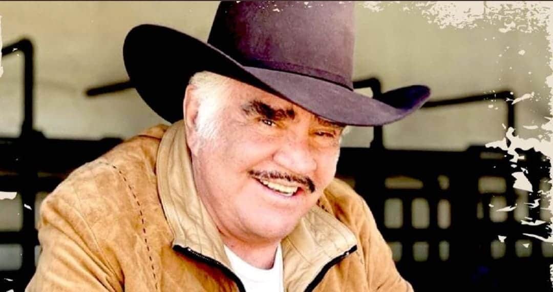 Vicente Fernández fue hospitalizado por una infección en las vías urinarias