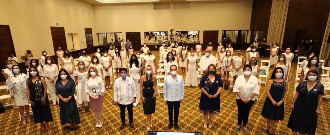 Con miras a impulsar la economía, empresarias de AMEXME firman convenio con SEDE y SEFIPLAN