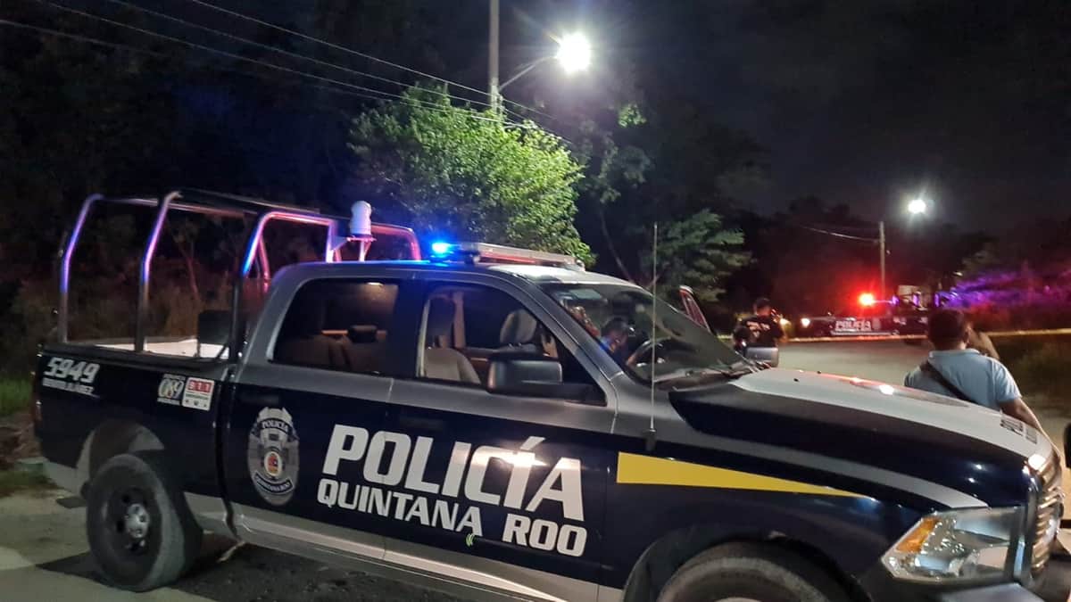 Ejecutan a hombre de un disparo en la cabeza en parque de Cancún