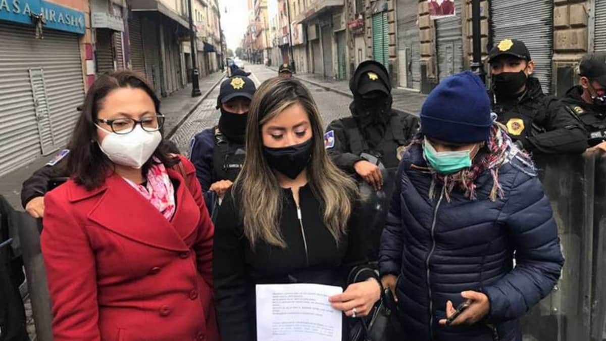 Padres de niños con cáncer solicitan contratos de medicamentos oncológicos