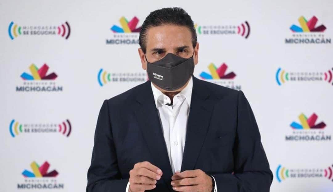 Morena denuncia a Silvano Aureoles ante la Fiscalía por traición a la patria