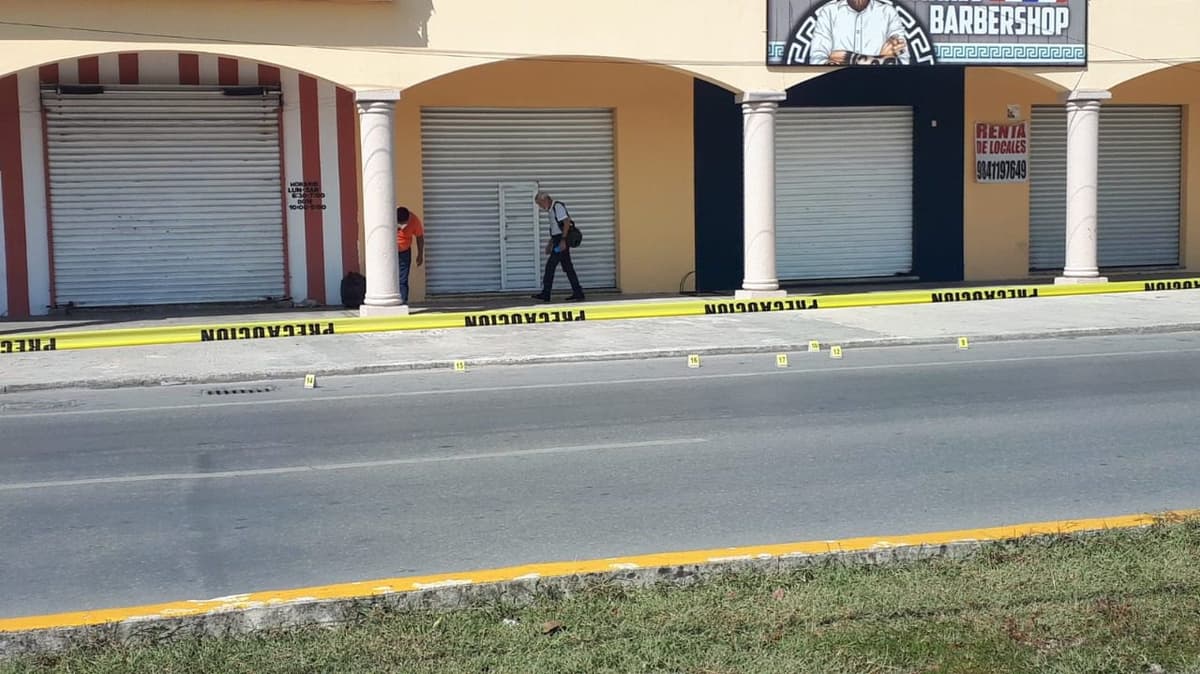 Disparan contra locales comerciales en Playa del Carmen y se dan a la fuga