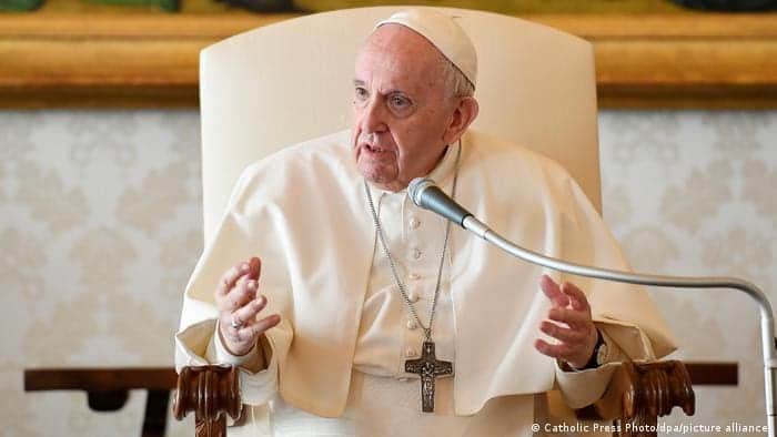 “Aborto es asesinato”, dice el Papa Francisco y pide que no lo contradigan