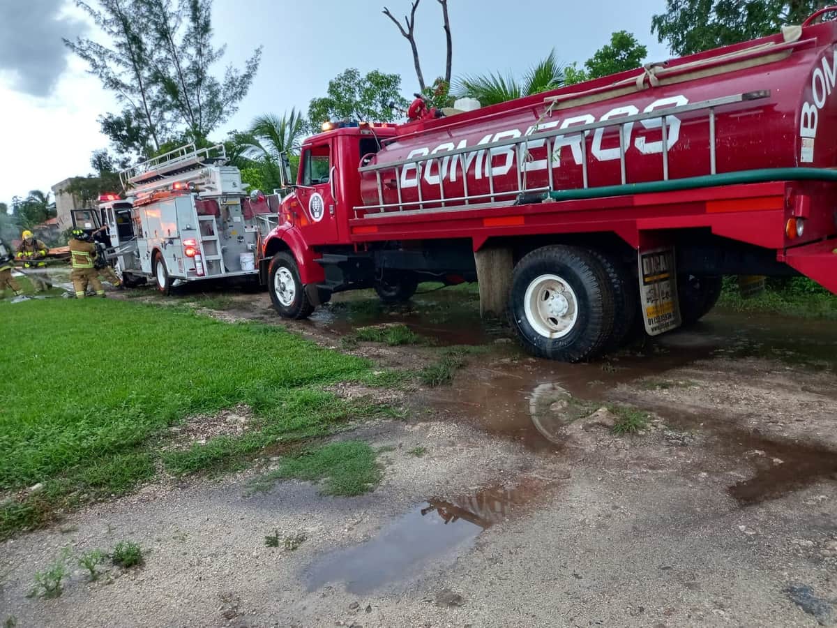 Se incendia bodega por cortocircuito en Cozumel