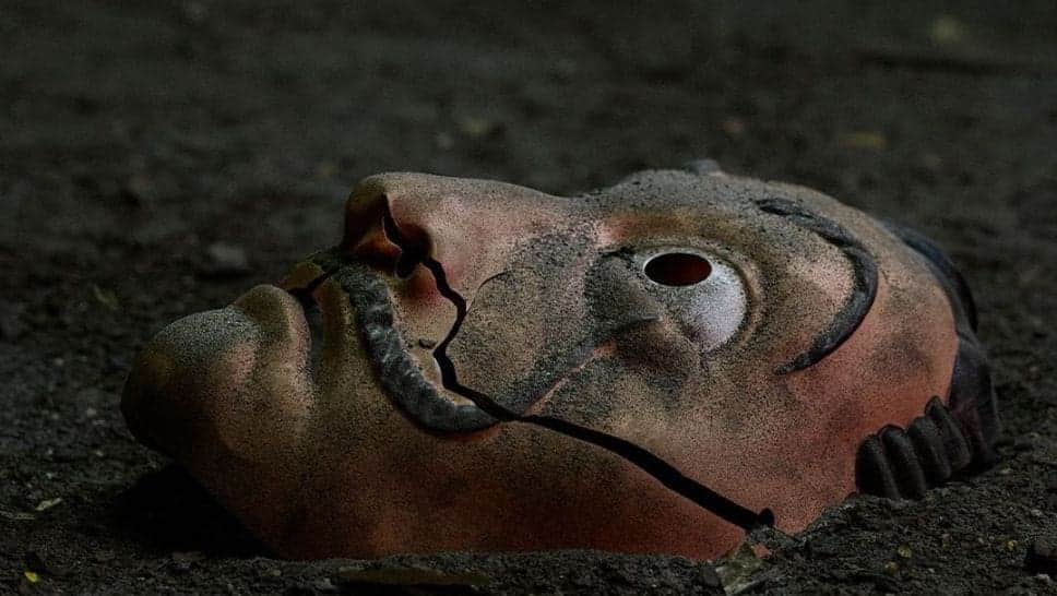 Mujer comete robo millonario tras disfrazarse como personaje de ‘La Casa de Papel’