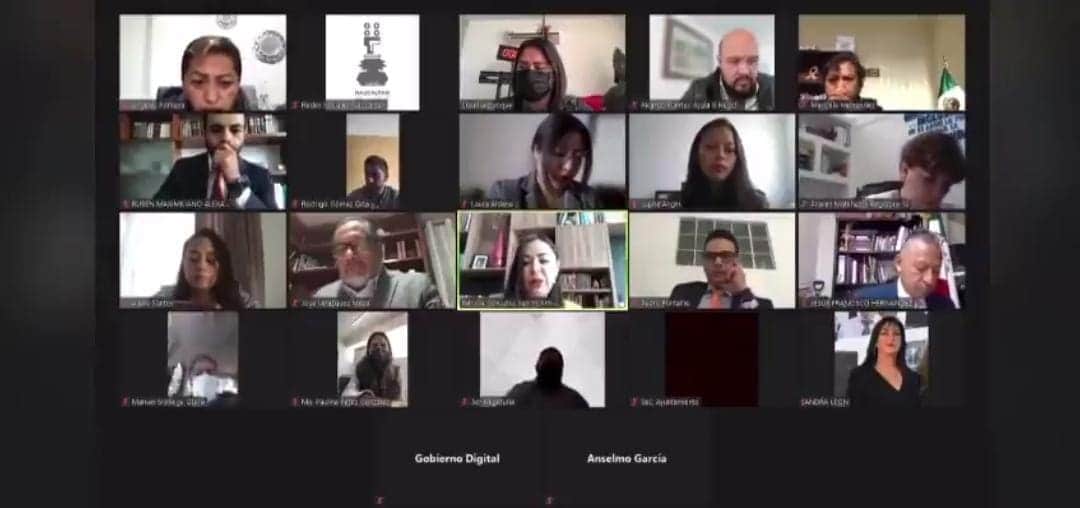 Video: "Tráeme mi ropa, mi calzón", dice funcionaria en junta por Zoom