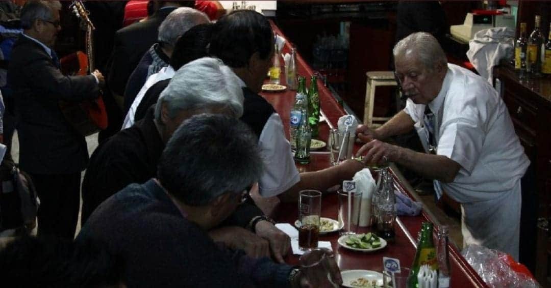 ¿Trabajas de noche? Eso podría causarte problemas cardiacos