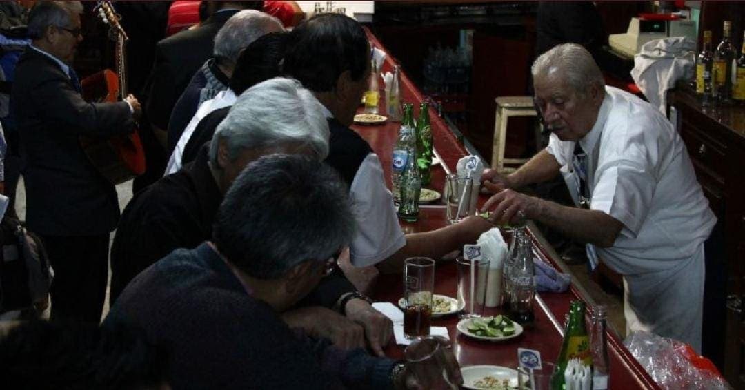 ¿Trabajas de noche? Eso podría causarte problemas cardiacos