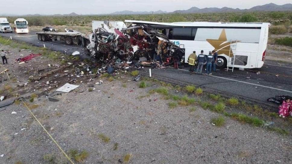 Trágico accidente en carretera de Sonora deja 16 muertos y 22 heridos