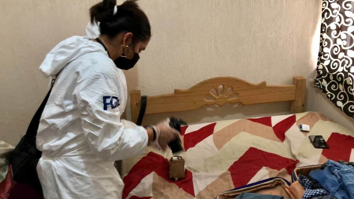 Catean domicilio de presunto feminicida en Puerto Aventuras