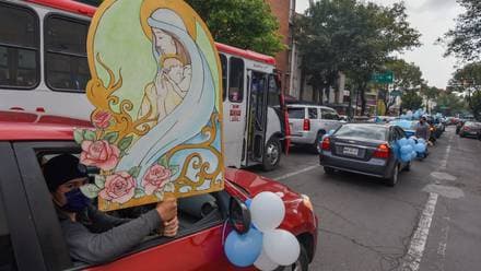 Celebra 'Frente Nacional por la Familia' a organización que “roba bebés para venderlos”