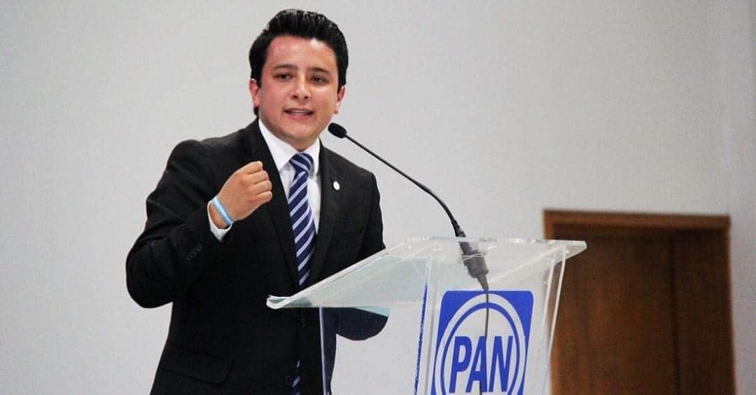 Acusan a diputado panista de abuso; exigen que aclare su situación