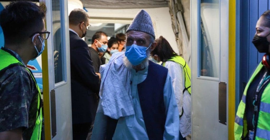 Llega a México otro grupo de refugiados afganos; son periodistas y activistas
