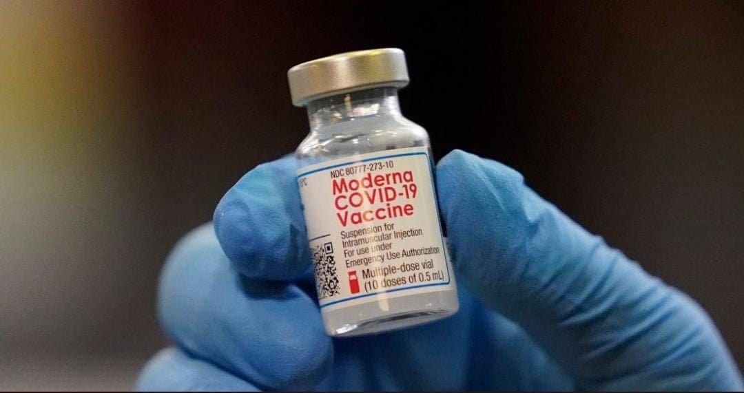 Asegura Moderna que su vacuna contra Covid es eficaz en niños de 6 a 12 años