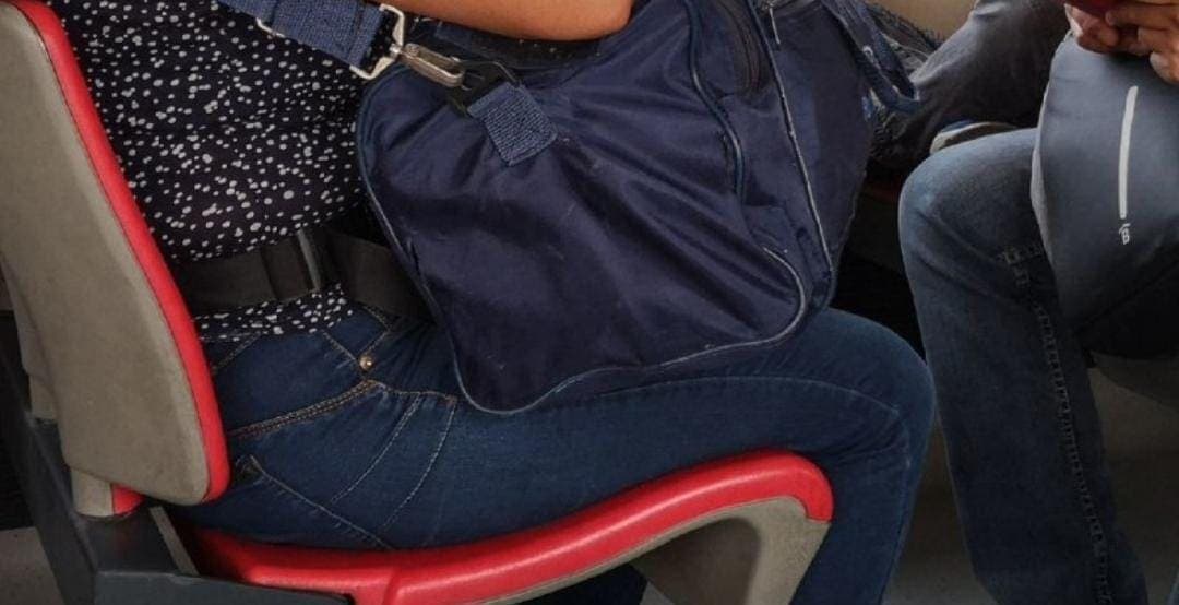 Abusan de mujer en un tren en Estados Unidos; nadie la ayudó