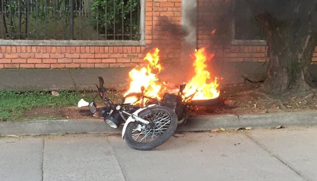 Video: Asesinan a dos ladrones luego que asaltaran una panadería