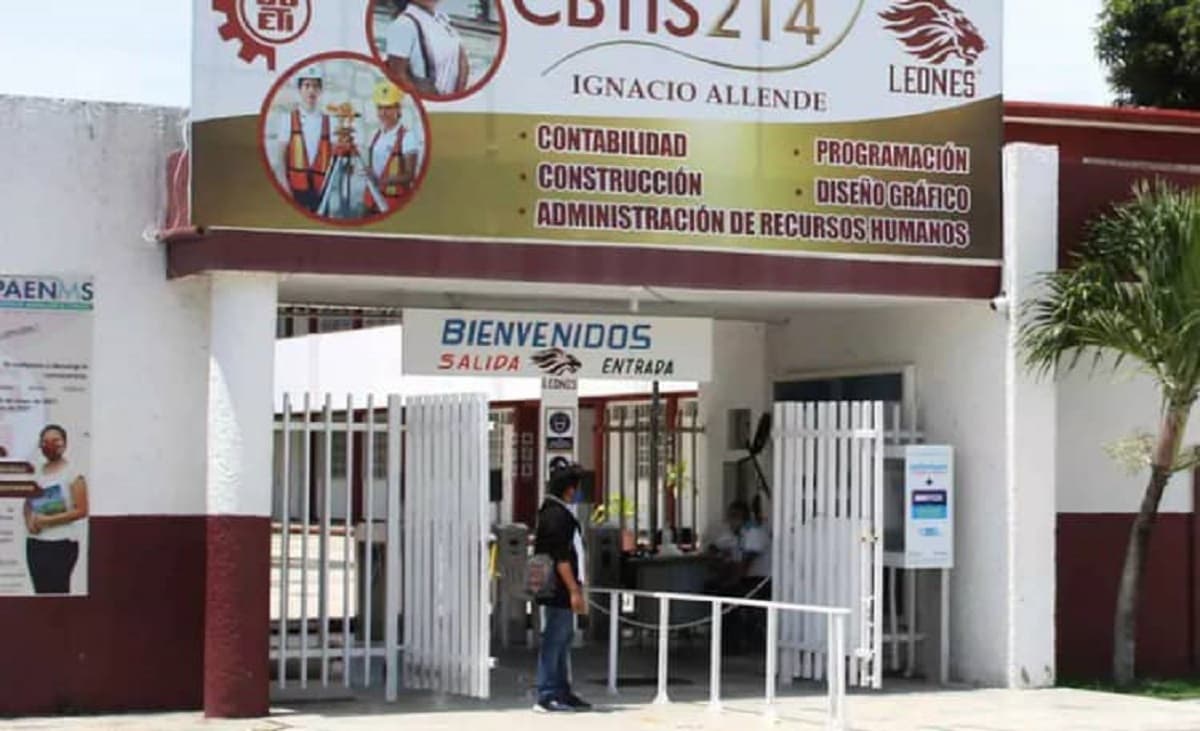 Sin cambio en escuelas públicas, a pesar del semáforo verde