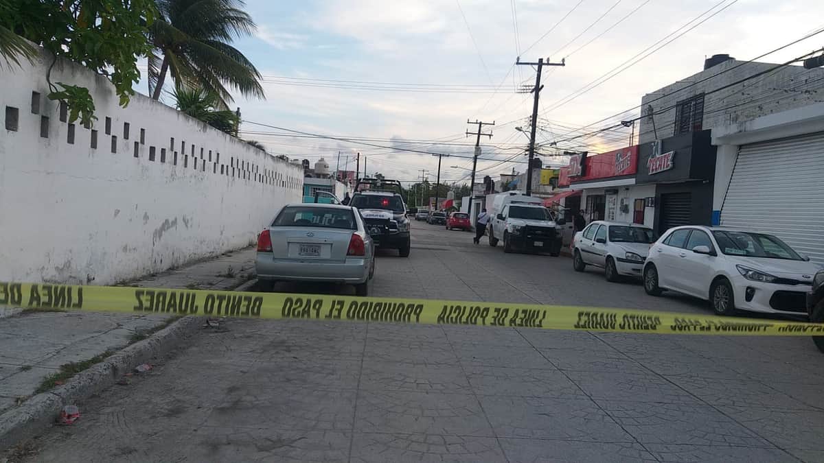 Motociclistas ejecutan a un hombre en la Donceles 28