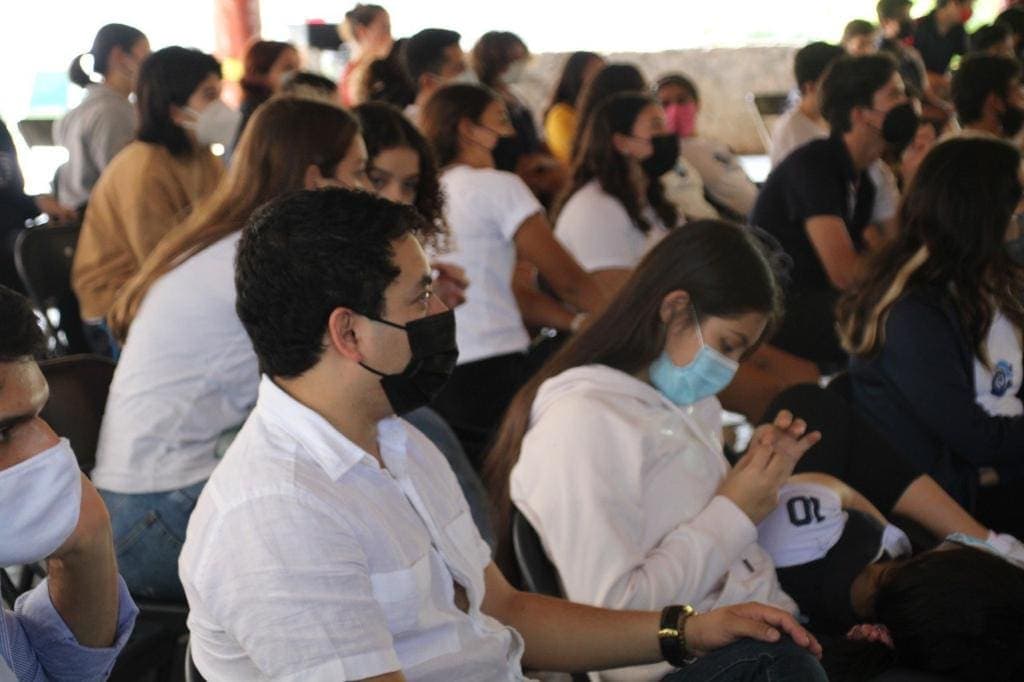 Impulsa gobierno de Solidaridad a la juventud playense