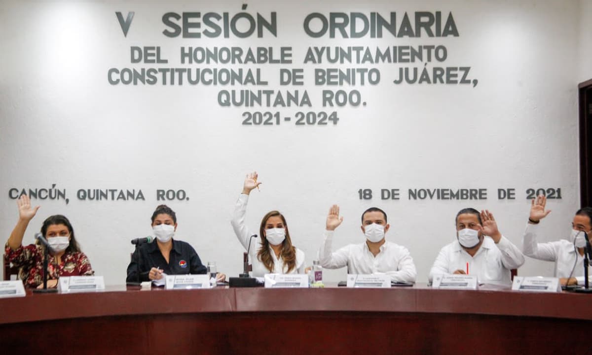 Destaca Pablo Bustamante la aprobación de programas para la adopción de áreas verdes y el bienestar patrimonial en Cancún