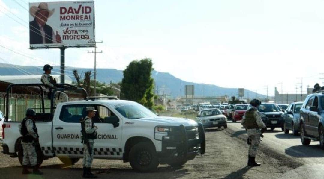 DANTESCO: Cuelgan 10 cuerpos en un puente de Zacatecas