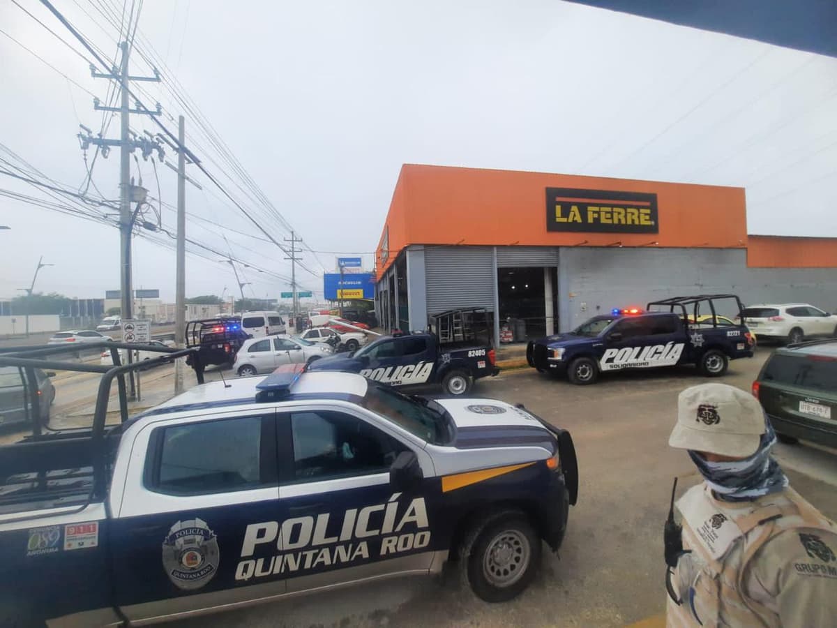 Asaltan con arma de fuego 'La Ferre' de Playa del Carmen