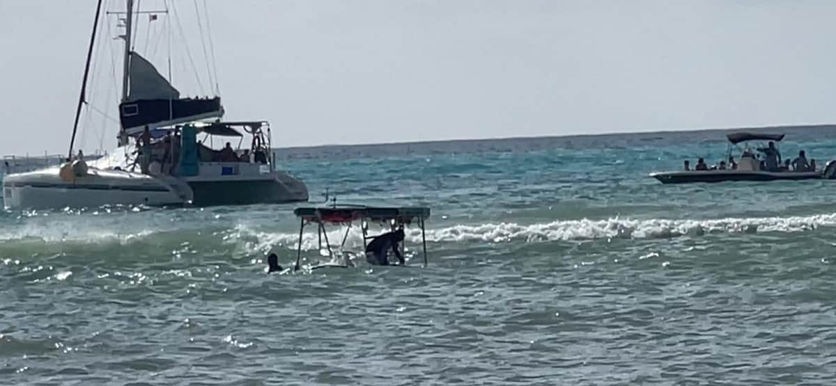 Marina rescata a 17 personas en aguas de Cozumel
