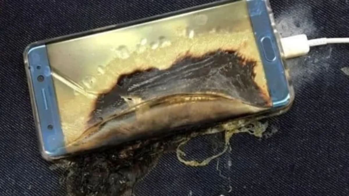 Adolescente en Mérida pierde la vida electrocutada por usar el celular durante la carga