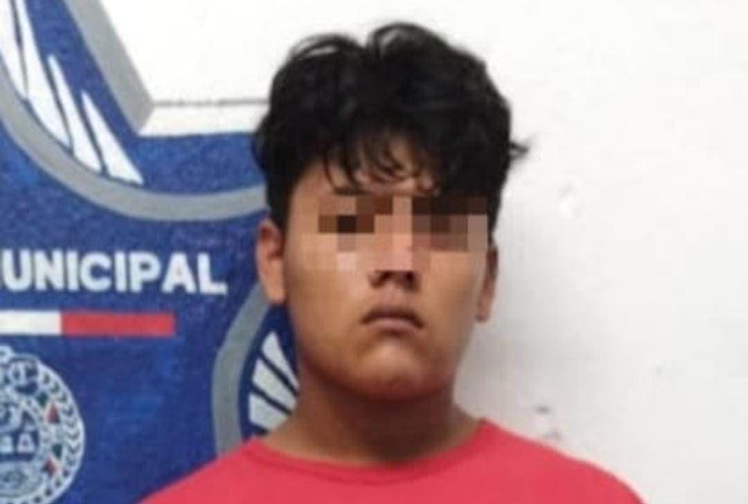 Detenido con todo y su Italika; llevaba droga en Playa del Carmen