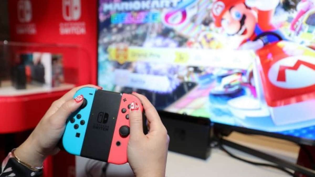 Una abuela recibe por error seis consolas Nintendo Switch, intenta devolverlas, pero la compañía tiene otros planes