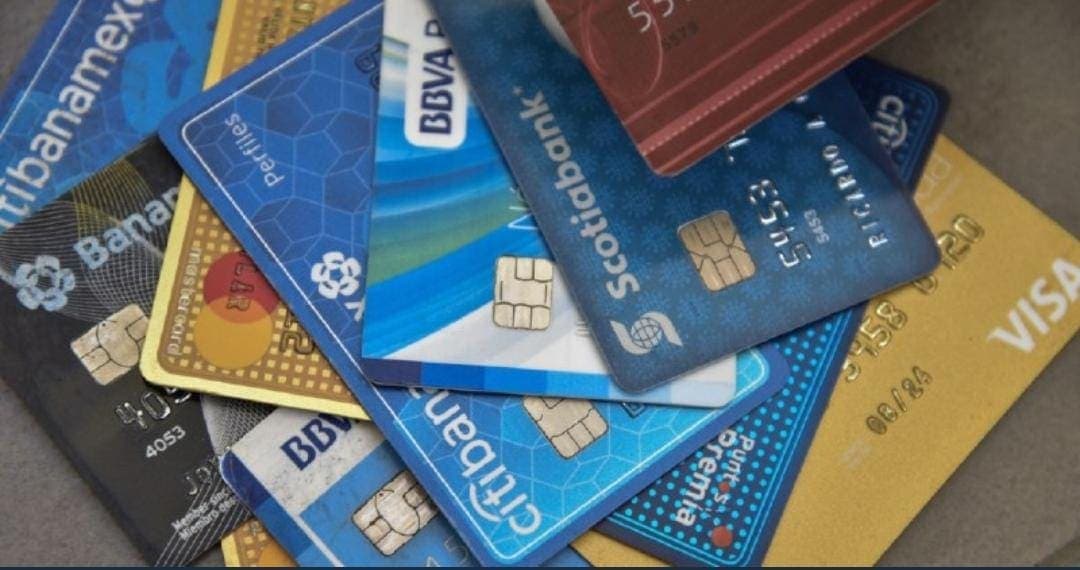 ¡Cuidado! Alerta Condusef sobre el 'tallado de tarjeta', un nuevo fraude