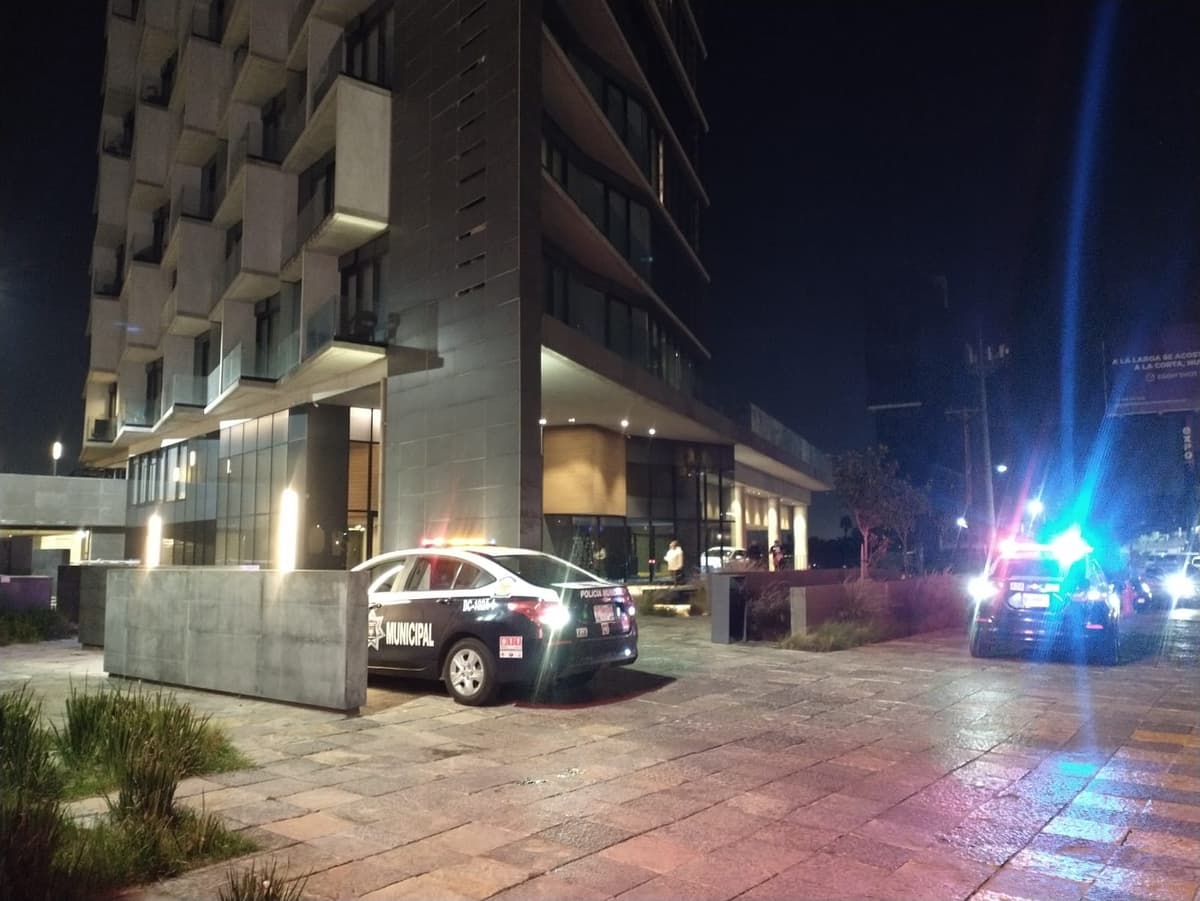 ¡Impactante! Hombre se lanza desde un piso 25 en Tijuana e impacta contra una piscina