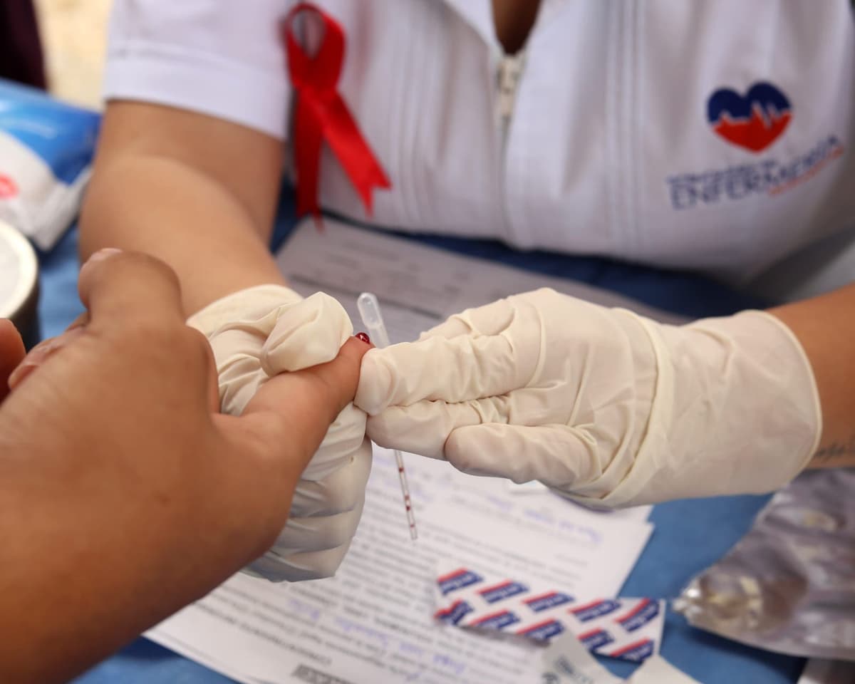 Con pruebas gratuitas DIF Solidaridad conmemora el Día Mundial de la Lucha contra el SIDA