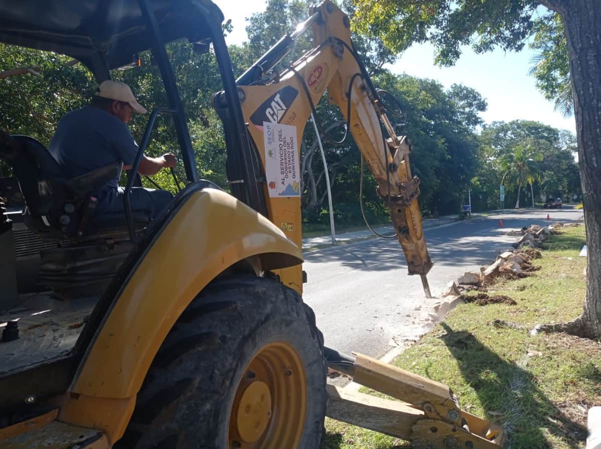 La SEOP inicia los trabajos de remodelación del malecón en Chetumal